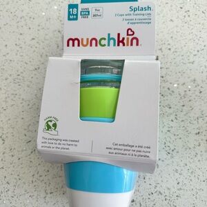 Munchkin Splash Cups - Vibrant Blue and Green